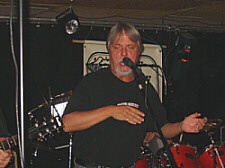 Top hat Open Stage02.JPG